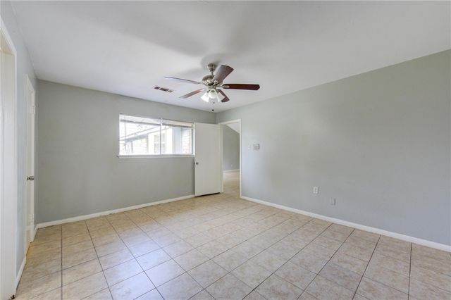 11707 Triola Lane, Houston, TX 77072