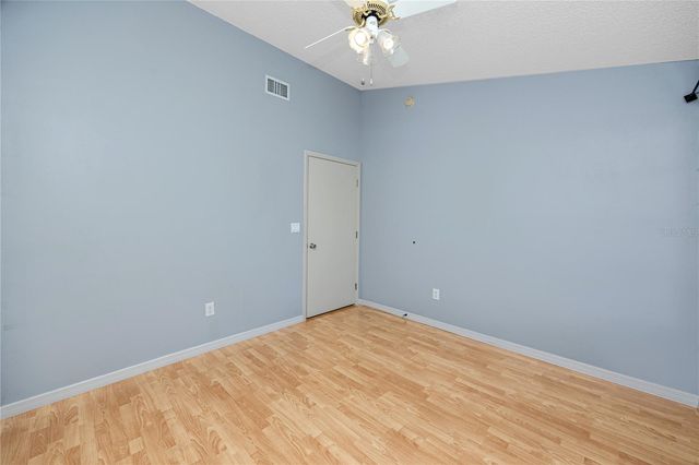 2411 BENTLEY DRIVE 2411, Palm Harbor, FL 34684