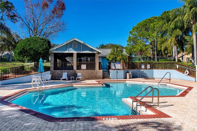 2411 BENTLEY DRIVE 2411, Palm Harbor, FL 34684