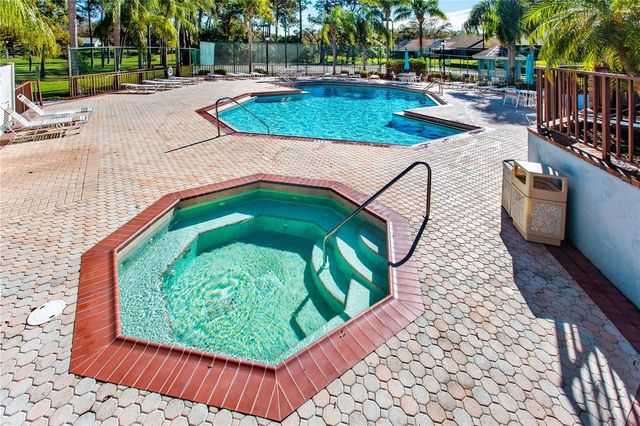 2411 BENTLEY DRIVE 2411, Palm Harbor, FL 34684