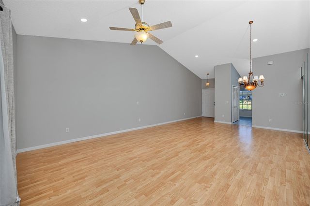 2411 BENTLEY DRIVE 2411, Palm Harbor, FL 34684