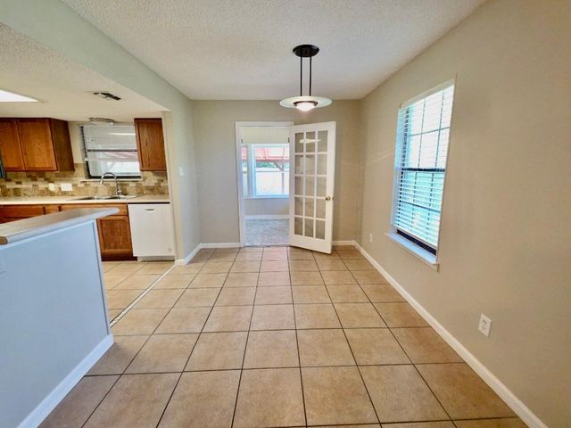 1310 Ray Berglund BLVD A, Round Rock, TX 78664