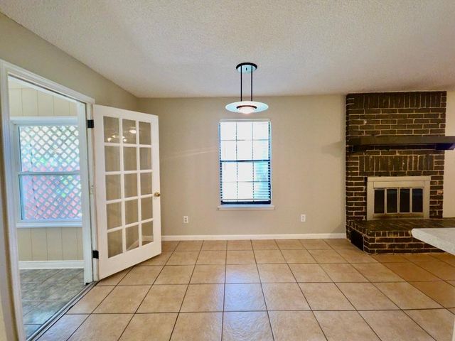 1310 Ray Berglund BLVD A, Round Rock, TX 78664
