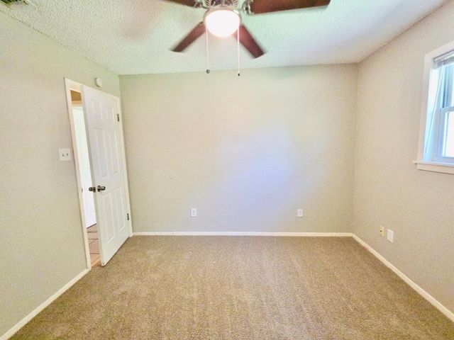 1310 Ray Berglund BLVD A, Round Rock, TX 78664
