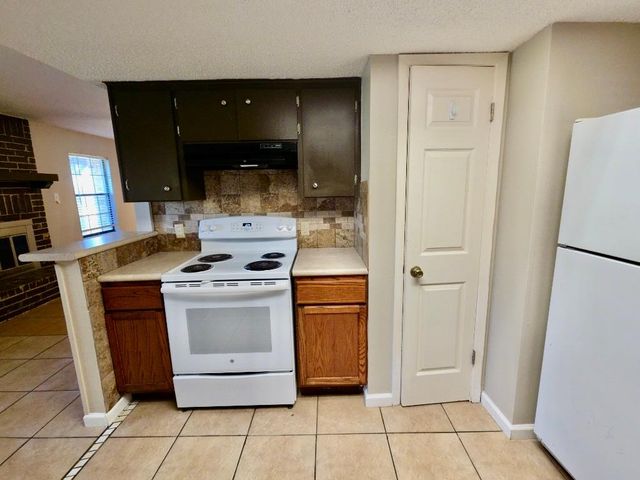 1310 Ray Berglund BLVD A, Round Rock, TX 78664