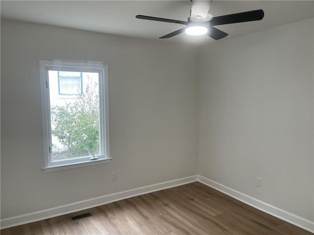 229 Victory SE Drive, Marietta, GA 30060