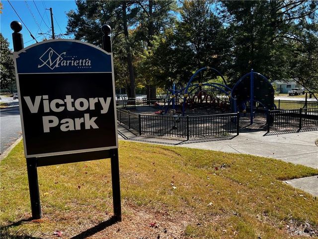 229 Victory SE Drive, Marietta, GA 30060