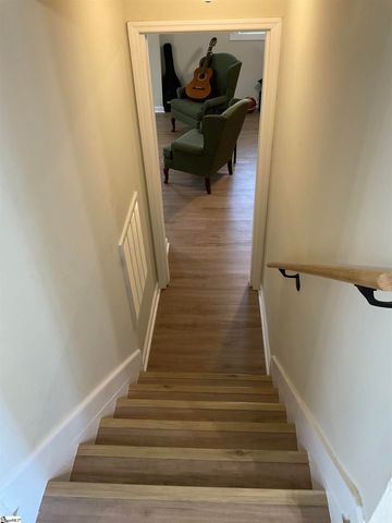 407 Old Farm Road, Moore, SC 29539