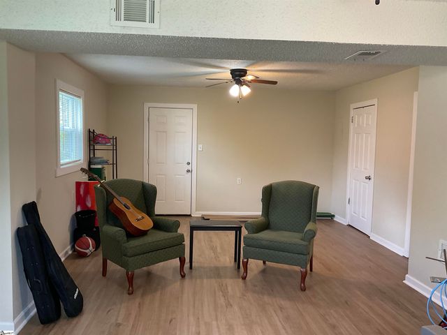 407 Old Farm Road, Moore, SC 29539