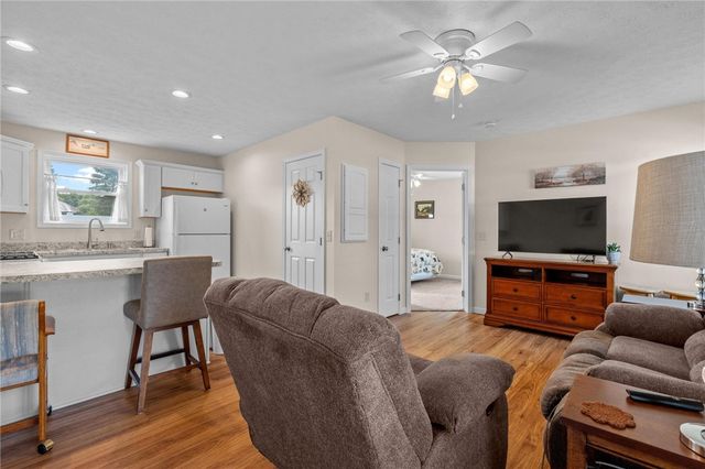4737 Cottonville Road, Jamestown Vlg, OH 45335