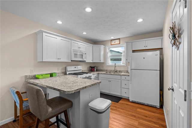 4737 Cottonville Road, Jamestown Vlg, OH 45335