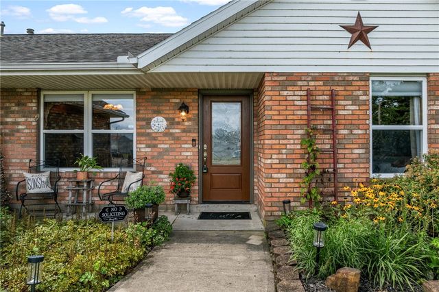 4737 Cottonville Road, Jamestown Vlg, OH 45335