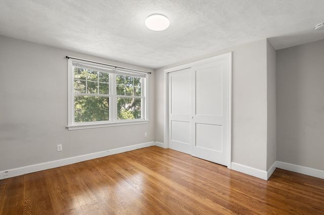 106 Lynnfield St, Peabody, MA 01960