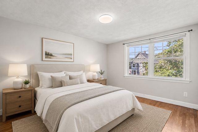 106 Lynnfield St, Peabody, MA 01960