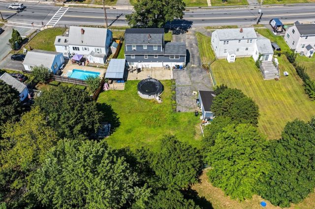 106 Lynnfield St, Peabody, MA 01960