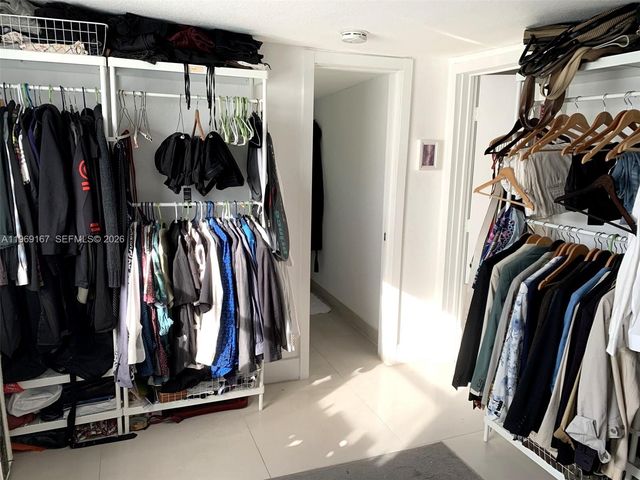 61 NW 53rd St, Miami, FL 33127