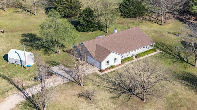 29600 S 660 Road, Grove, OK 74344
