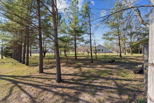 29600 S 660 Road, Grove, OK 74344