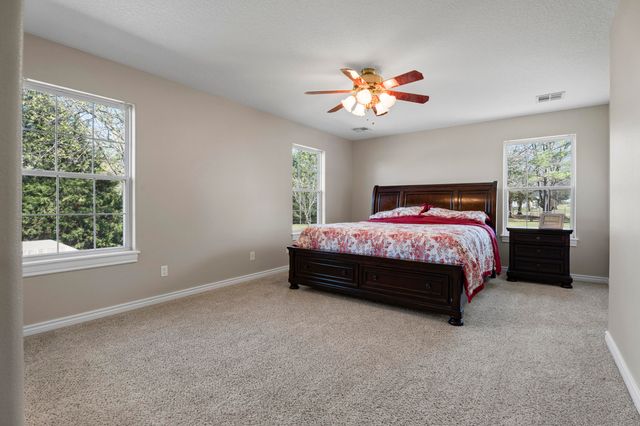 29600 S 660 Road, Grove, OK 74344