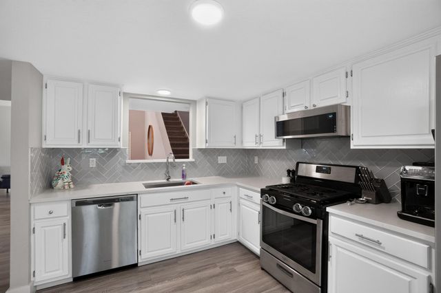 12607 Terra Nova LN, Austin, TX 78727