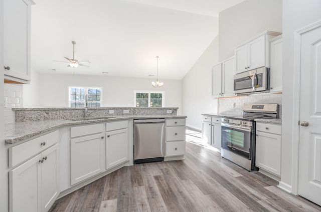 65 Bennington Ct, Georgetown, SC 29440