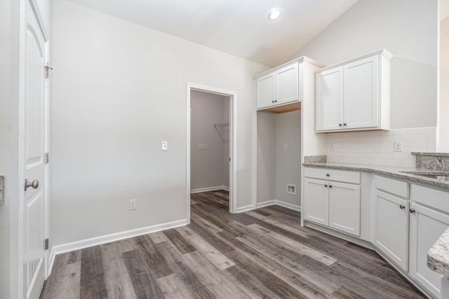 65 Bennington Ct, Georgetown, SC 29440