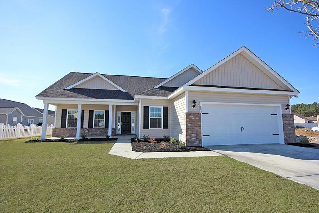 65 Bennington Ct, Georgetown, SC 29440