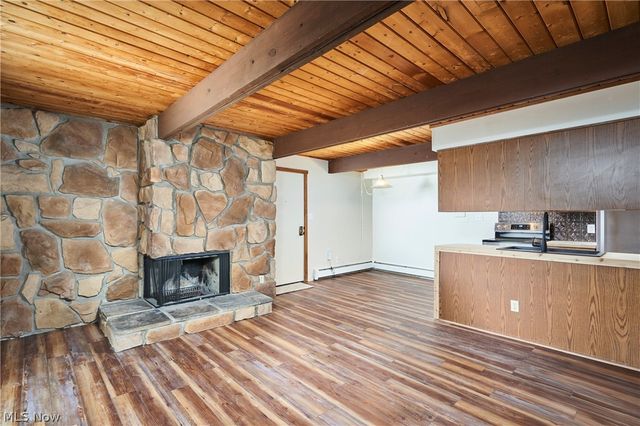 1722 Treetop Trail D, Akron, OH 44313