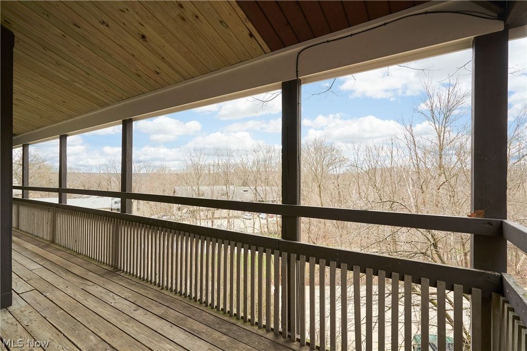 1722 Treetop Trail D, Akron, OH 44313