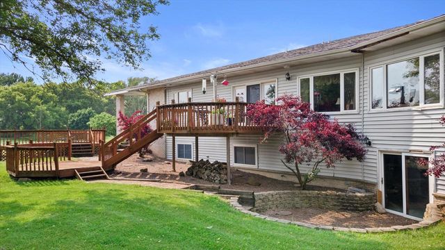 700 76th STREET, Franksville, WI 53126