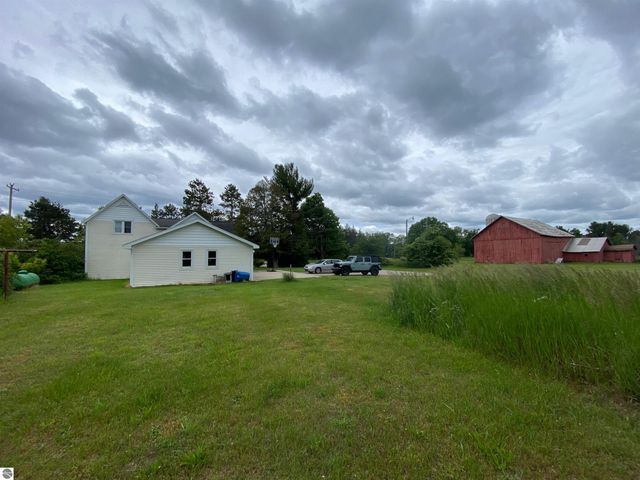 20682 Honor Highway, Interlochen, MI 49643