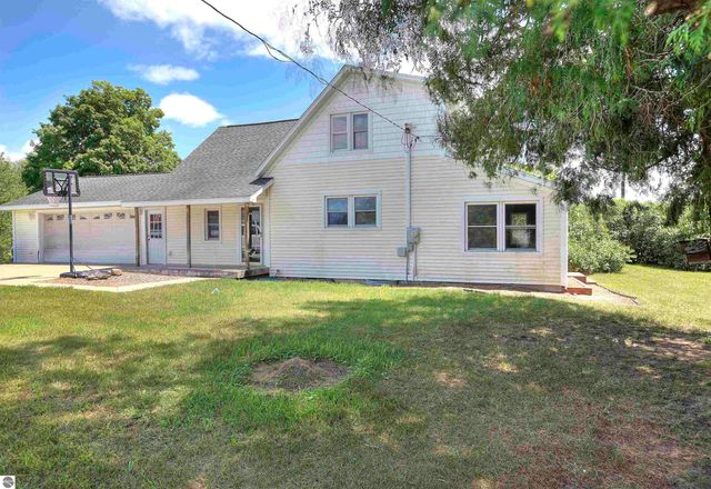 20682 Honor Highway, Interlochen, MI 49643