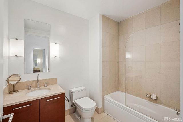 301 Mission Street 52D, San Francisco, CA 94105