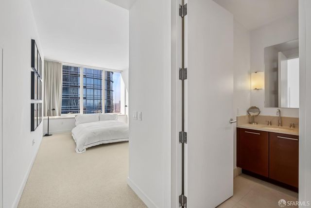 301 Mission Street 52D, San Francisco, CA 94105