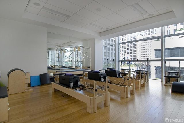 301 Mission Street 52D, San Francisco, CA 94105