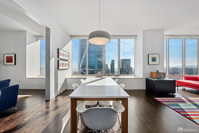 301 Mission Street 52D, San Francisco, CA 94105