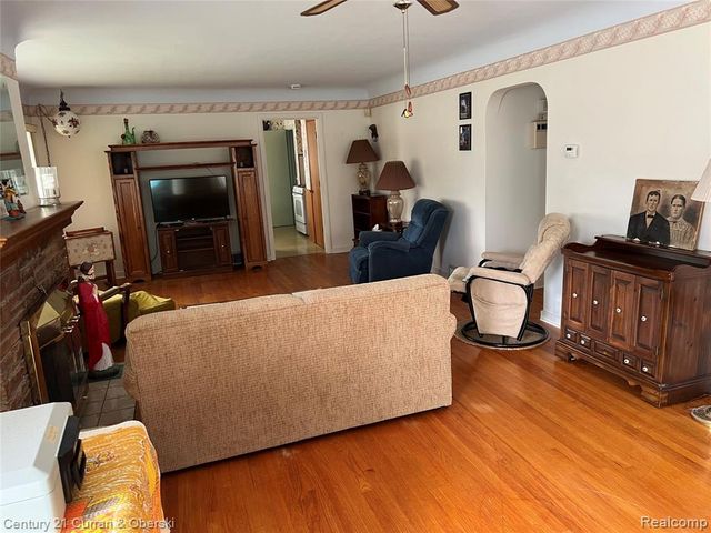 12024 Barberry Street, Southgate, MI 48195