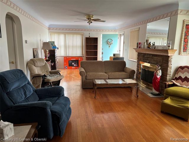 12024 Barberry Street, Southgate, MI 48195