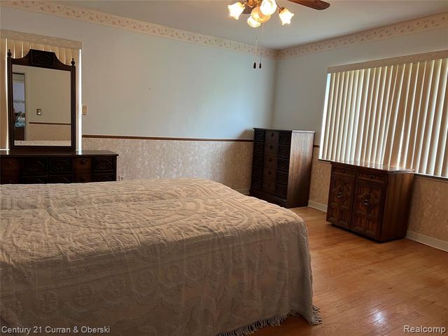12024 Barberry Street, Southgate, MI 48195