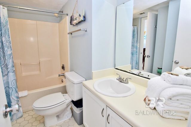 505 E Beach Boulevard 2A, Gulf Shores, AL 36542