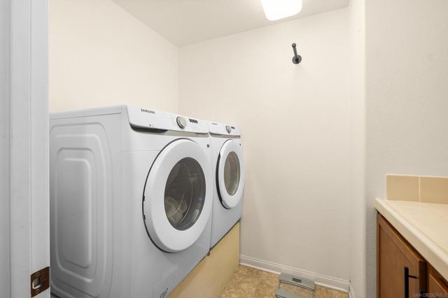 1340 Shoshone Falls, Ramona, CA 92065