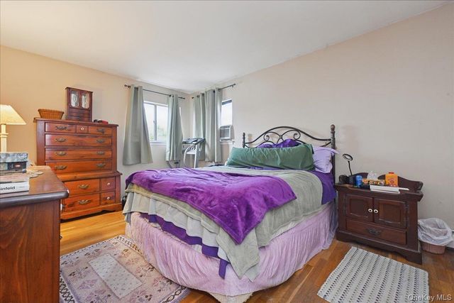 122 Haypath Road, Bethpage, NY 11714