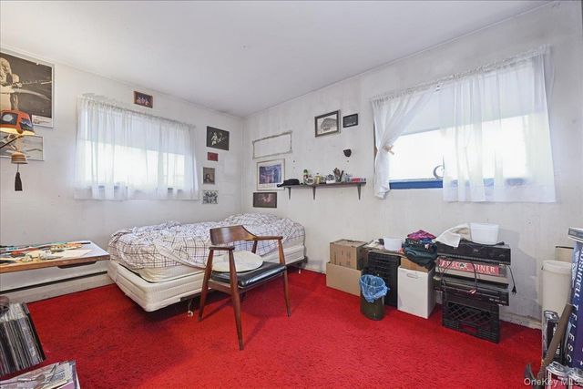 122 Haypath Road, Bethpage, NY 11714