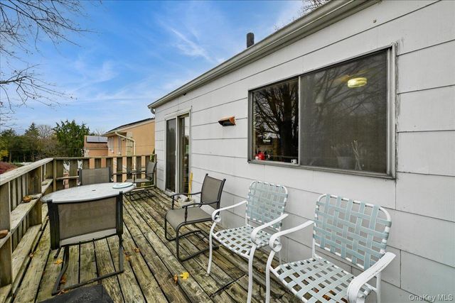 122 Haypath Road, Bethpage, NY 11714