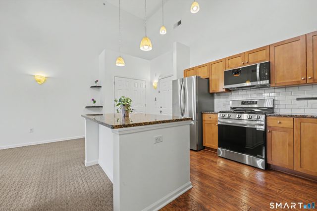 25 Adams Avenue 409, Stamford, CT 06902