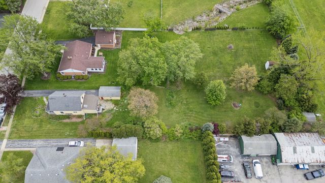 220 Pacific Street, Frankfort, IL 60423
