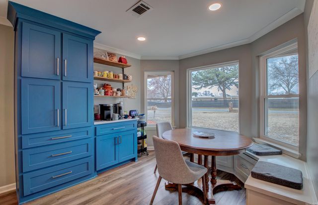 4 Riviera Drive, Conway, AR 72034