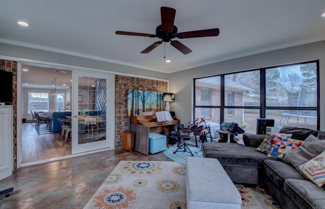 4 Riviera Drive, Conway, AR 72034