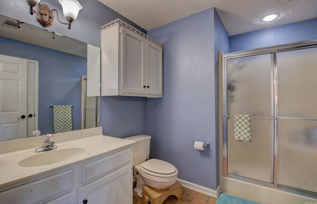 4 Riviera Drive, Conway, AR 72034