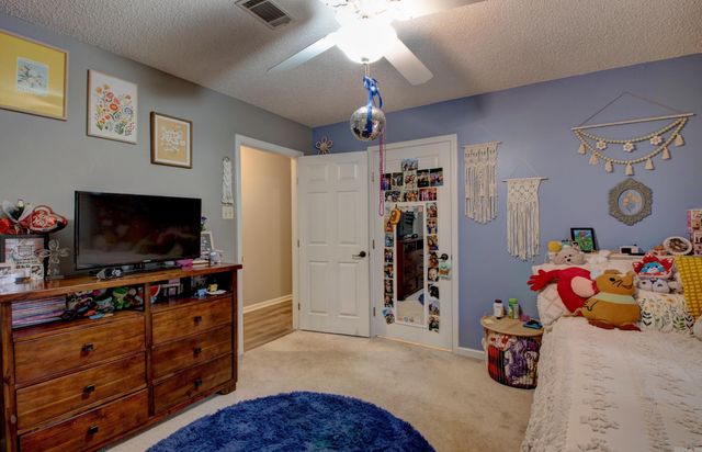 4 Riviera Drive, Conway, AR 72034